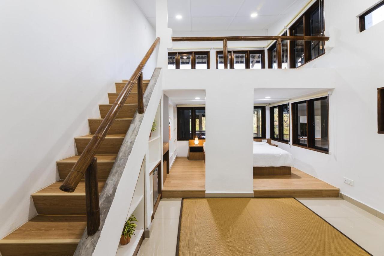 Ellin Forest Karaoke & Pool Resort Bukit Tinggi Bentong Exterior foto